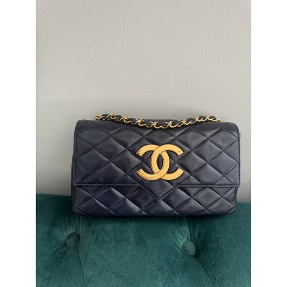 Chanel Flap Bag - Picture 8 of 9